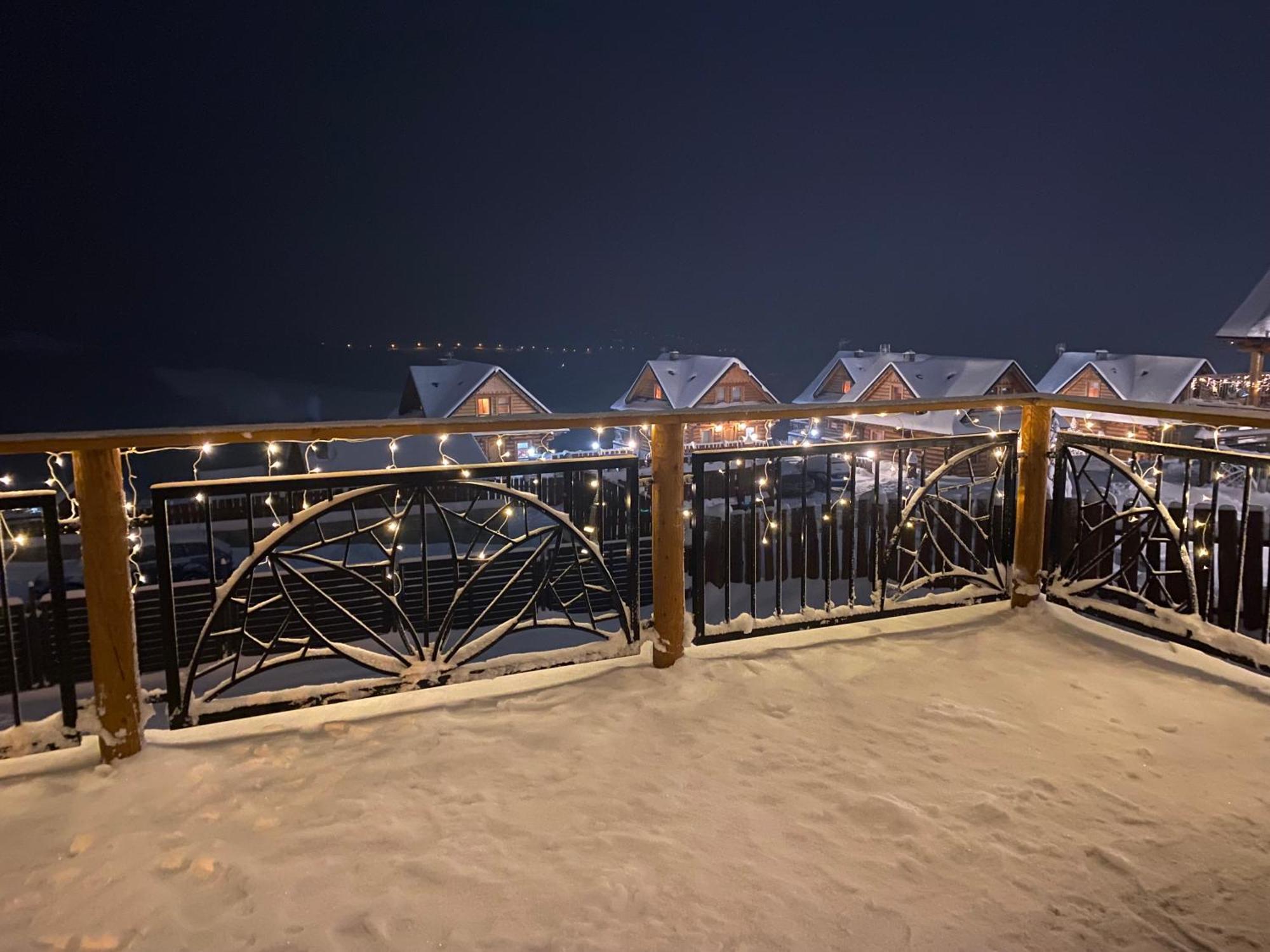 Zloty Gron Log Houses & Apartments Istebna Exterior photo